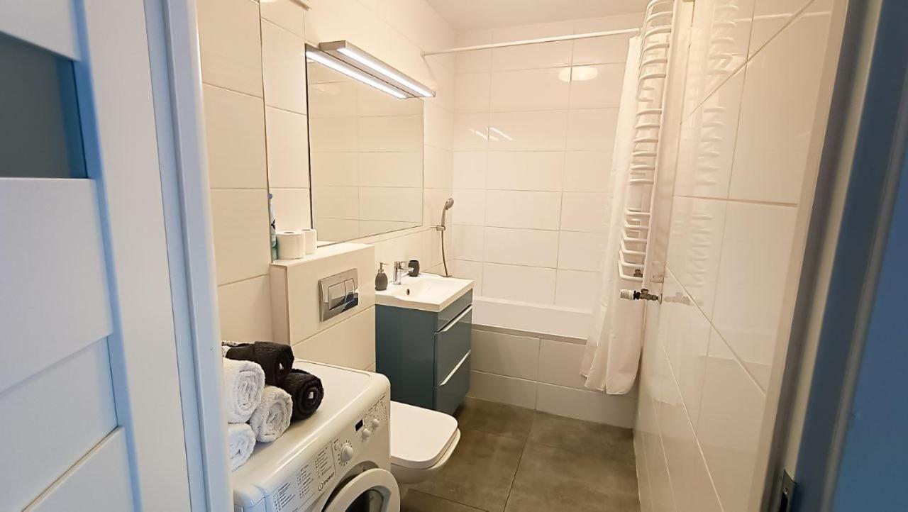 Apartament Niedaleko Centrum Warszawy Варшава Экстерьер фото